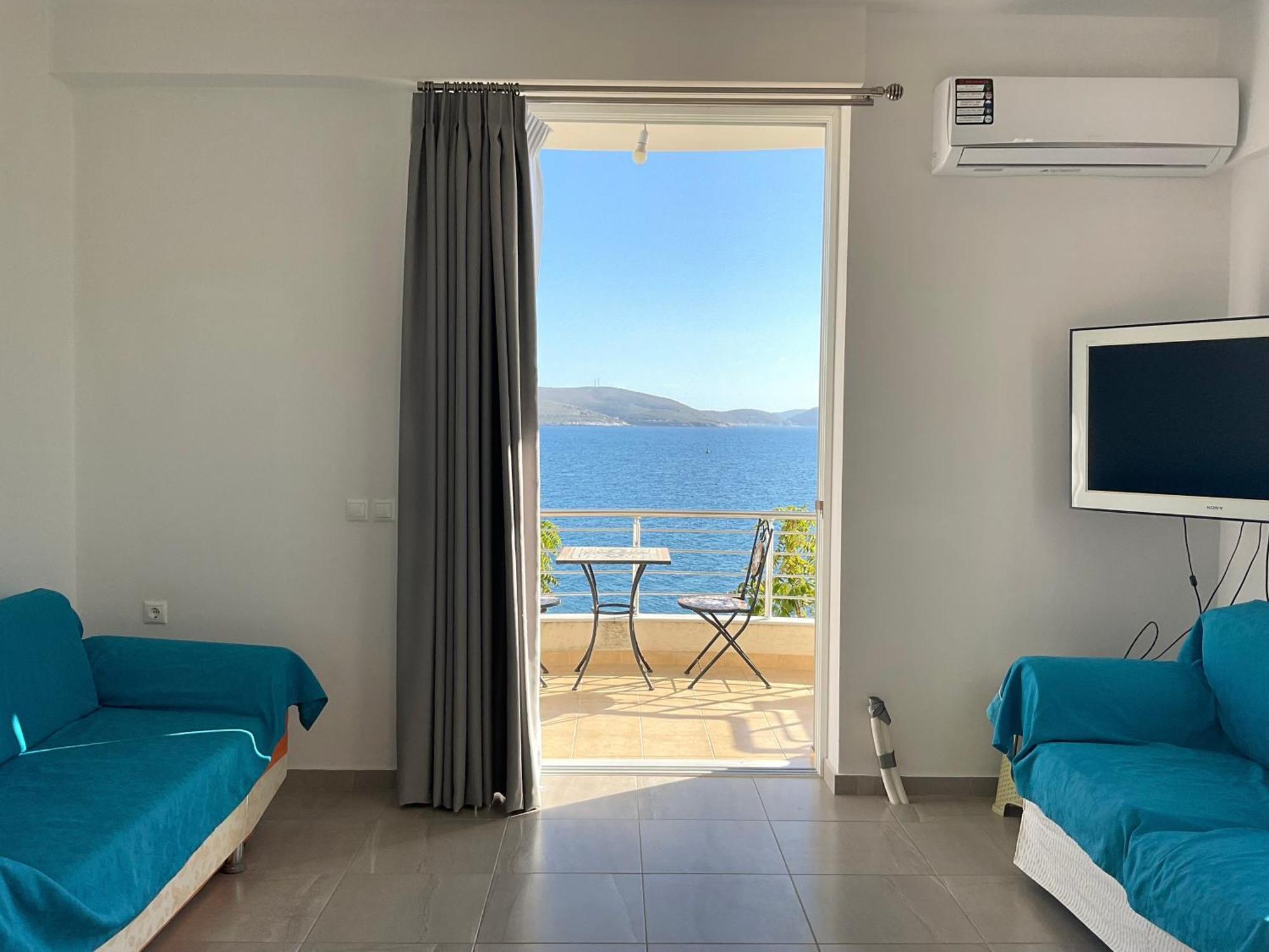 Mojito Beach Apartments With Free Parking Sarandë Esterno foto